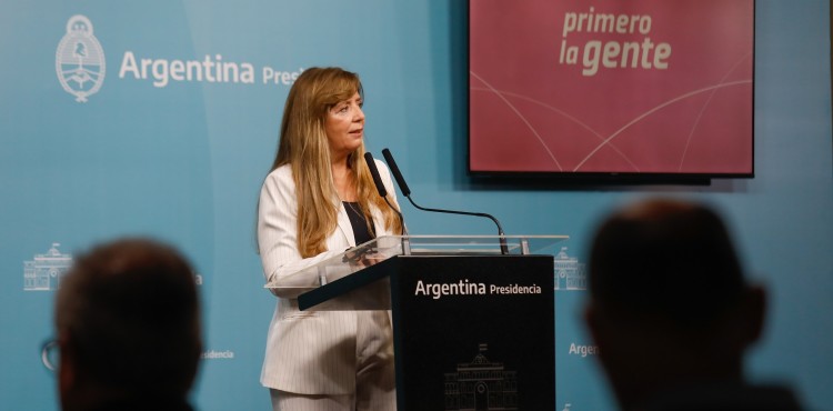 Conferencia de la portavoz de la Presidencia, Gabriela Cerruti.