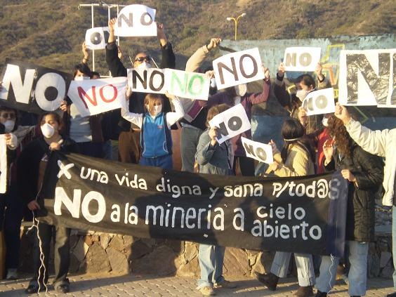 El pueblo de Andalgalá y su resistencia a las obras de la megaminería.