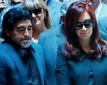 El genio del fútbol acompañó a la Presidenta en la despedida de Néstor Kirchner.