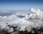Las nubes de cenizas impiden la visión clara del espacio aéreo.