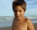 Lautaro tiene diez años y padece una rara enfermedad.