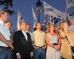 Con la presencia del Gobernador, Oscar Jorge, acompañado de su gabinete y de intendentes de localidades pampeanas en los festejos.