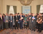Personalidades de Europa llaman al Reino Unido a reanudar el diálogo con la Argentina.