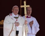 "El verdadero poder es el servicio" dijo Francisco en la asunción papal.