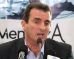 Paco Pérez busca ser reelecto en Mendoza.