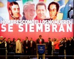 El presidente venezolano, Nicolás Maduro, aseguró que "tenemos que dar gracias a Dios de haber servido a la causa de dos gigantes de América como Néstor Kirchner y Hugo Chávez".