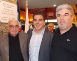 El vicepresidente 1º de la Legislatura porteña, Cristian Ritondo, junto a Roberto Quattromano (Pro) descubrieron la placa que declara sitio de interés cultural al bar-pizzería "El Cedrón".