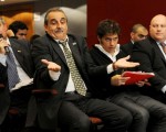 Reposo, Moreno y Kiciloff en la asamblea general de accionistas del Grupo Clarín.