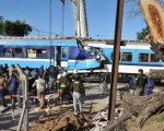En el accidente de trenes murieron tres personas.