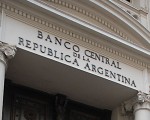 Oficializaron la designación de Fábrega, como presidente del Banco Central y Forlón, titular del Banco Nación.
