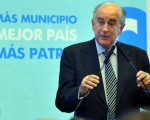 Parrilli sostiene que los diarios La Nación y Clarín "siguen mintiendo y difamando".