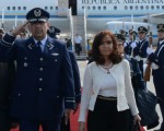 Cristina viajó a Chile para la asunción del nuevo mandato de Bachelet.