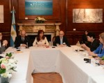 Cristina reunida con federaciones de trabajadores internacionales.