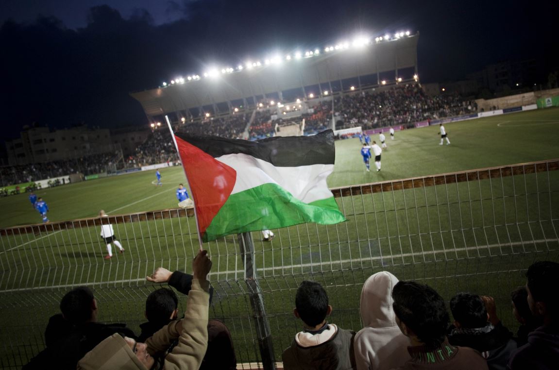 Partido de fútbol en Palestina.