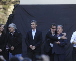 Macri junto a representantes del peronismo opositor.