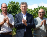 El_presidente_Mauricio_Macri_anunció_hoy_en_Mendoza_medidas_de_apoyo_al_sector_vitivinícola_que_beneficiarán_a_productores_de_esa_provincia_y_de_San_Juan._